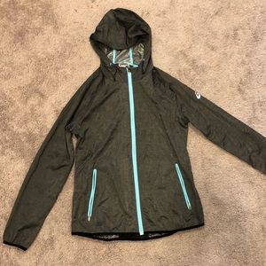 New ASICS women’s M lightweight jacket